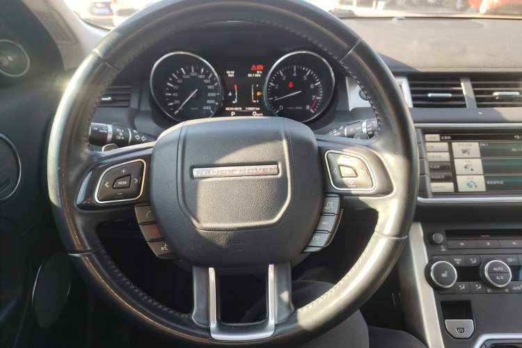 Used Land Rover Range Evoque 2014 2.0T 5-Door Luxury Edition