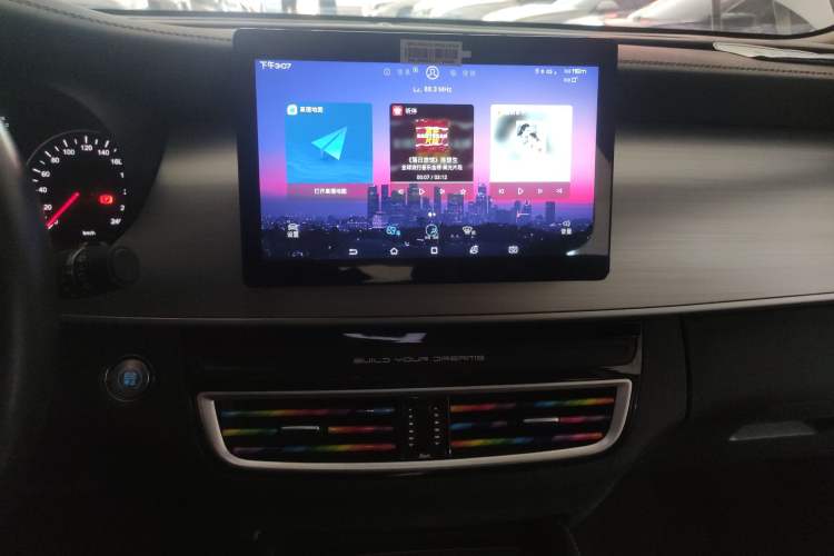 Used BYD Song MAX 2021 Upgraded Model 1.5T Automatic Luxury 6-Seater Audio And AC Panel