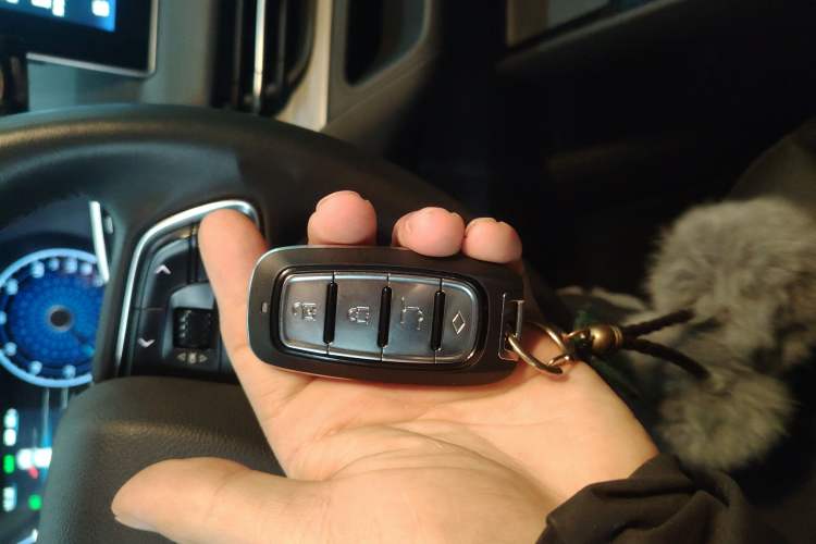 Used Hongqi E-QM5 2024 610 km PLUS