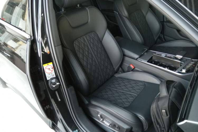 Used Audi A6L 2025 Revised 45 TFSI Prestige Dynamic Edition
