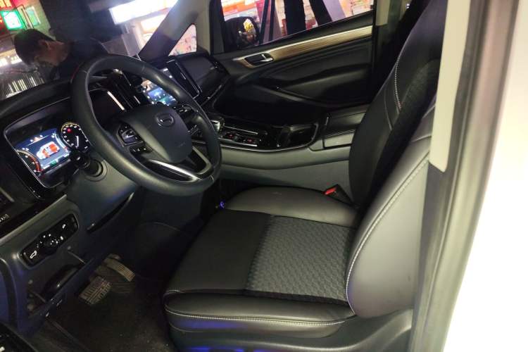 Used GAC Trumpchi M8 2021 Revised Version Lingxiu Series 390T Luxury Edition Left Front Seat