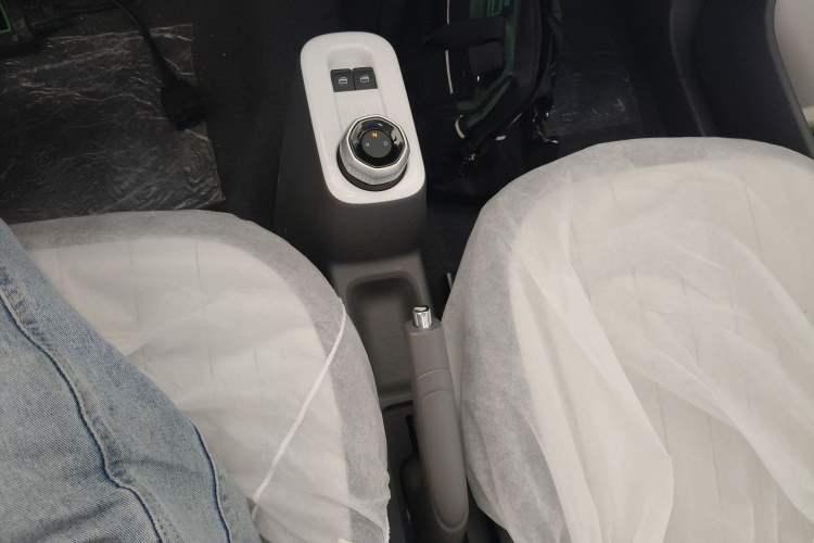 Used Livan Blue Balloon 2025 Model Dynamic Version Gear Lever