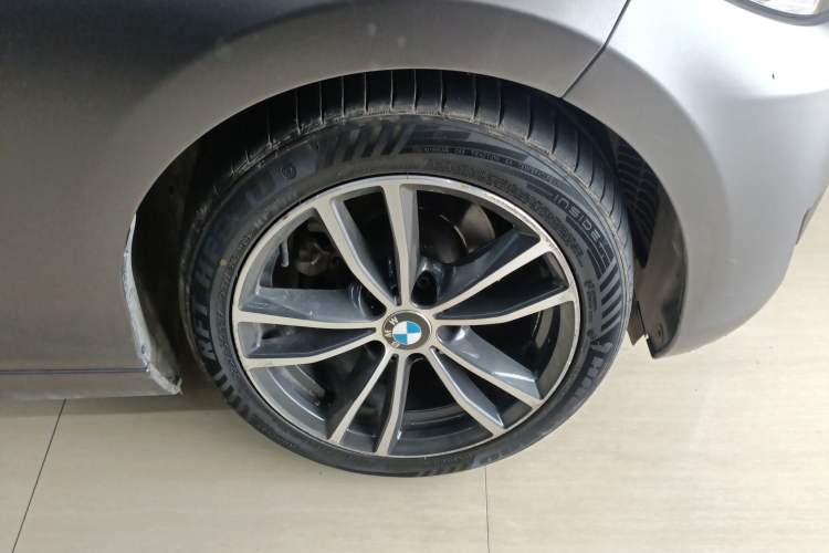 Used BMW 2 Series 2018 220i Convertible Coupe Sports Design Package