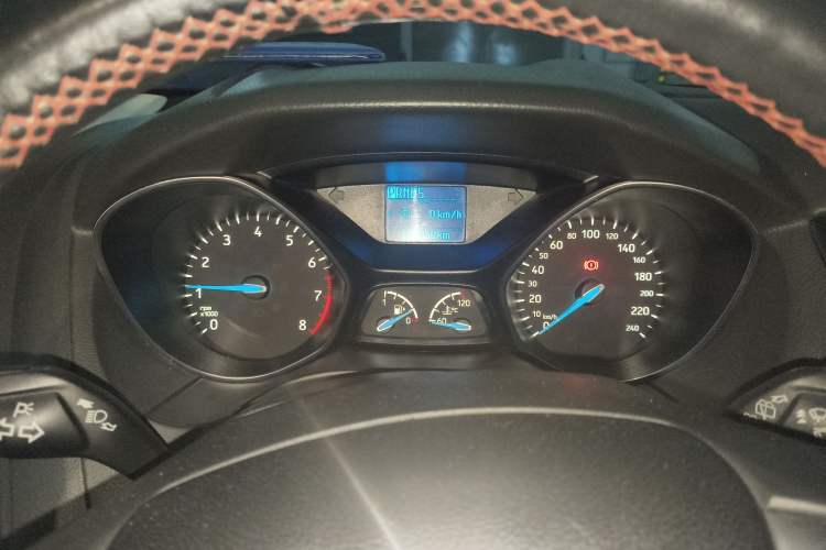 Used Ford Focus 2015 Hatchback 1.6L Automatic Fashion Edition