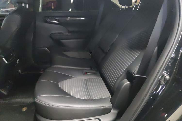 Used Toyota Crown Kluger 2023 2.5L HEV Four-Wheel Drive Prestige Edition
