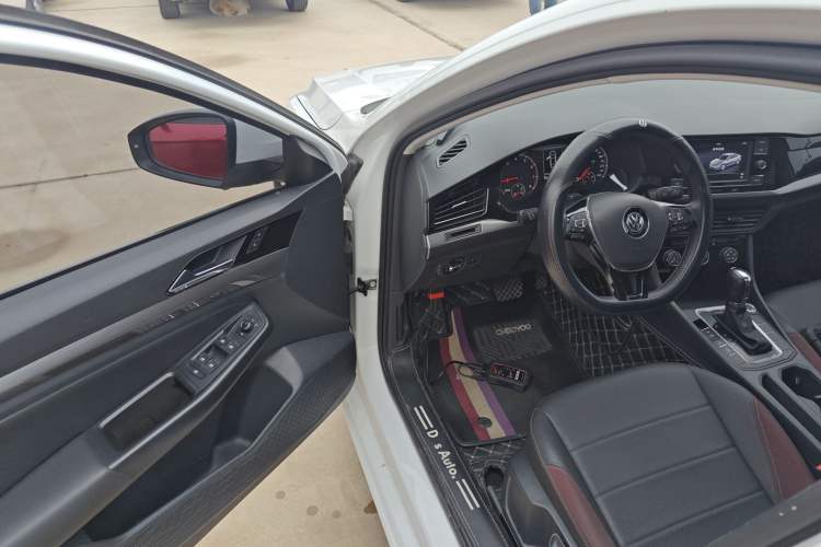 Used Volkswagen Bora 2020 1.5L Automatic Comfort Model Driver Seat