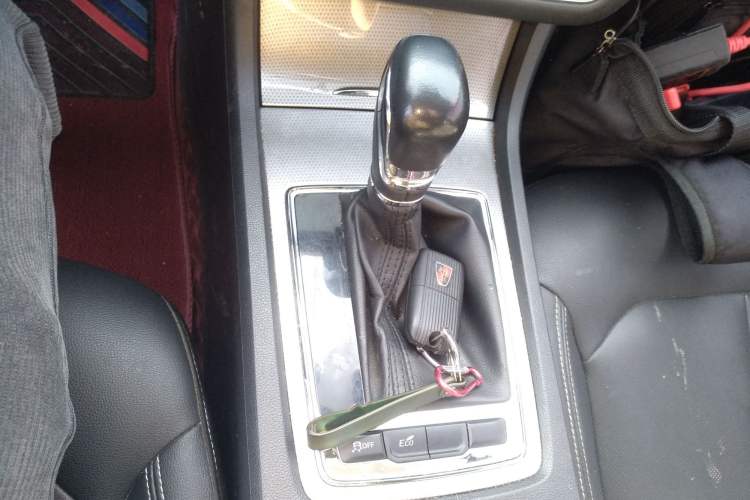 Used Roewe i6 2020 PLUS 1.6L CVT 4G Connected Glory Flagship Edition