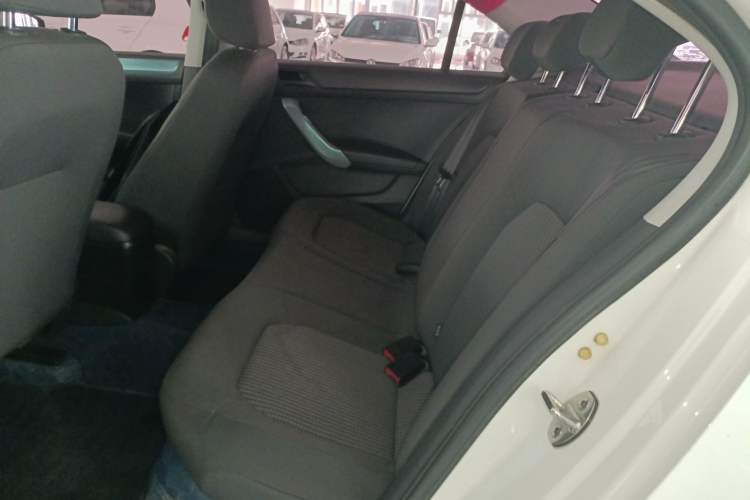 Used Volkswagen Santana 2019 1.5L Manual Fashion Edition China VI Standard Left Rear Seat