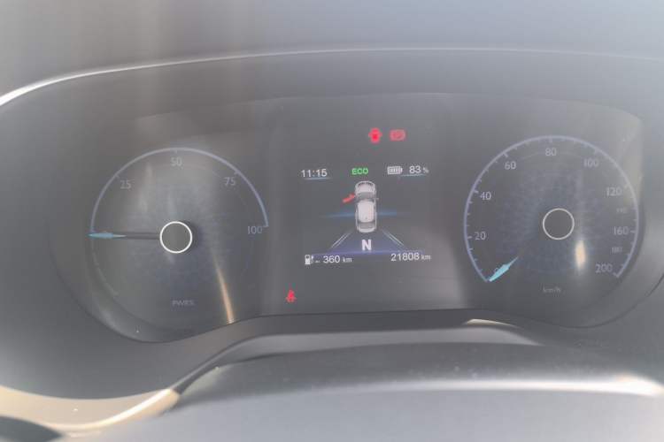 Used Hongqi E-QM5 2022 431 km Charge & Enjoy Edition