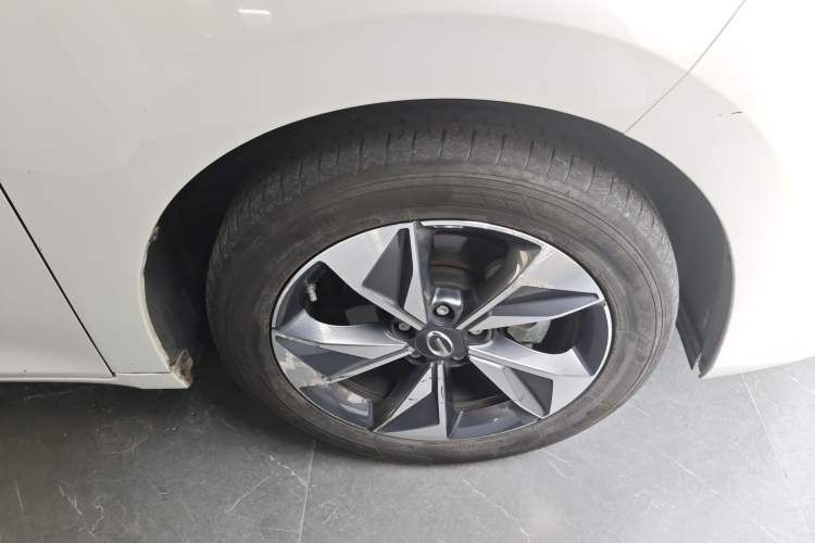 Used GAC Trumpchi M6 2021 PRO 270T DCT Luxury Edition Right Front Wheel Hub