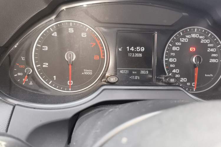 Used Audi Q5 2015 40 TFSI Comfort Model