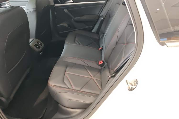 Used Volkswagen Lavida 2024 300TSI DSG Starry Sky Leading Edition Left Rear Seat