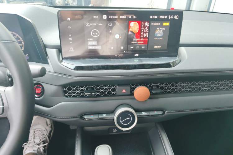 Used Honda Accord 2025 260TURBO Luxury Edition Audio And AC Panel