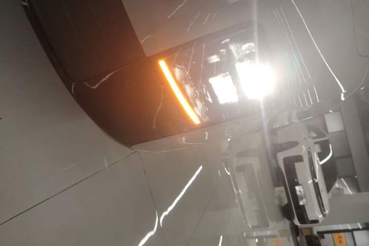 Used Li Auto MEGA 2024 Ultra Model
