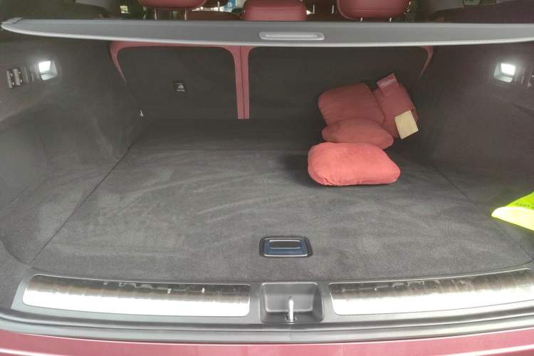 Used Hima AITO M8 2025 Extended-Range Ultra Version 53.4 kWh 5-Seater Edition
