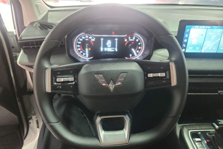Used Wuling Jiachen 2022 1.5T CVT Smart Luxury Version
