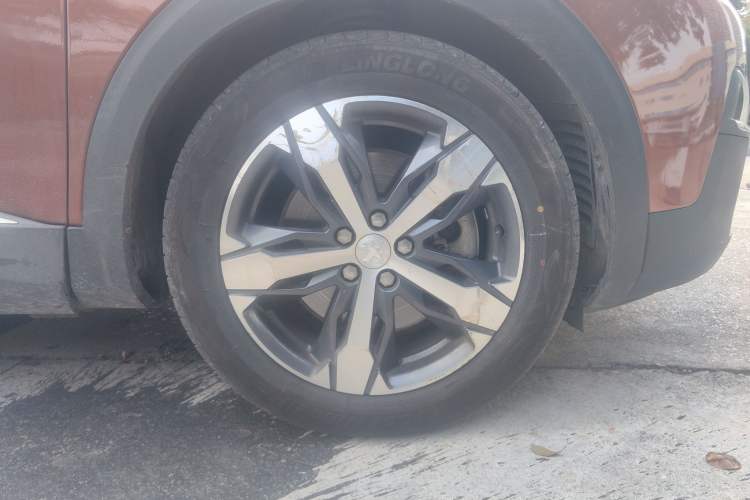 Used Peugeot 4008 2017 380THP Elite Edition Right Front Wheel Hub