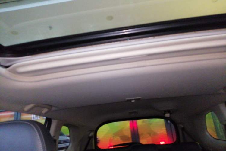 Used Mitsubishi Outlander 2019 2.0L Two-Wheel Drive Comfort Edition 7-Seater China VI Standard
