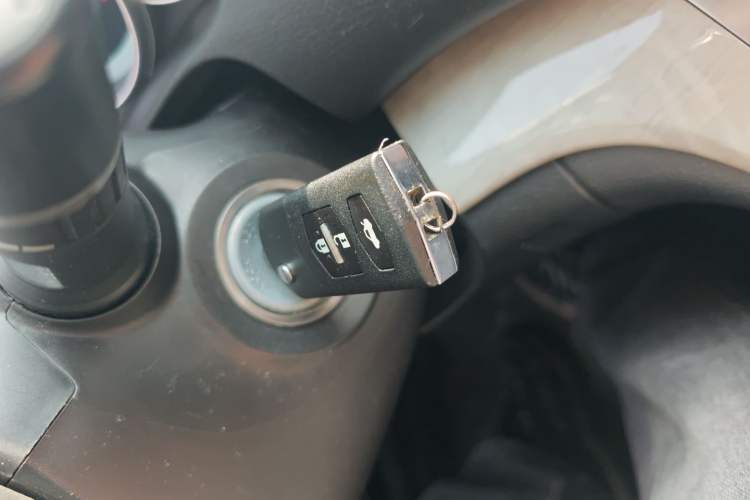 Used Mazda 6 2010 2.0L Automatic Luxury Edition Vehicle Key