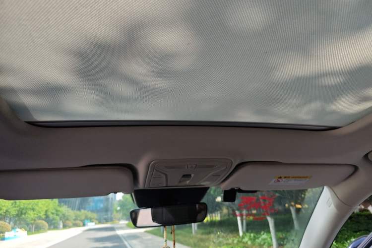 Used Hongqi HS5 2022 Facelifted Version 2.0T Smart Connect Flagship All-Wheel-Drive Edition