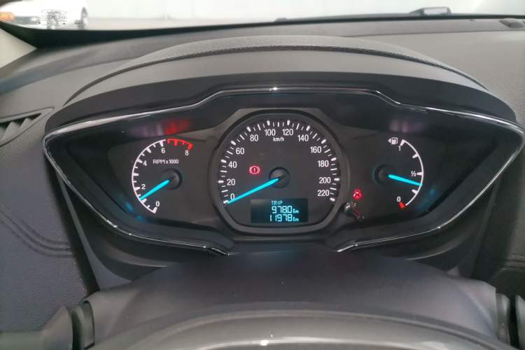 Used Ford Escort 2017 Happy Edition 1.5L Manual Fashion Model