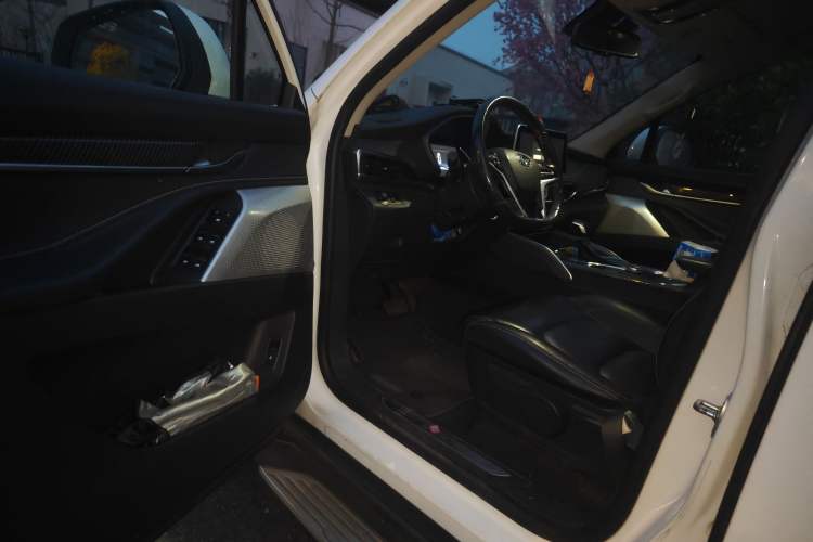 Used SAIC MAXUS D90 2017 2.0T Automatic All-Wheel Drive Sirius
