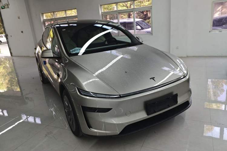 Used Tesla Model Y L 2025 Model Long-Range All-Wheel-Drive Version