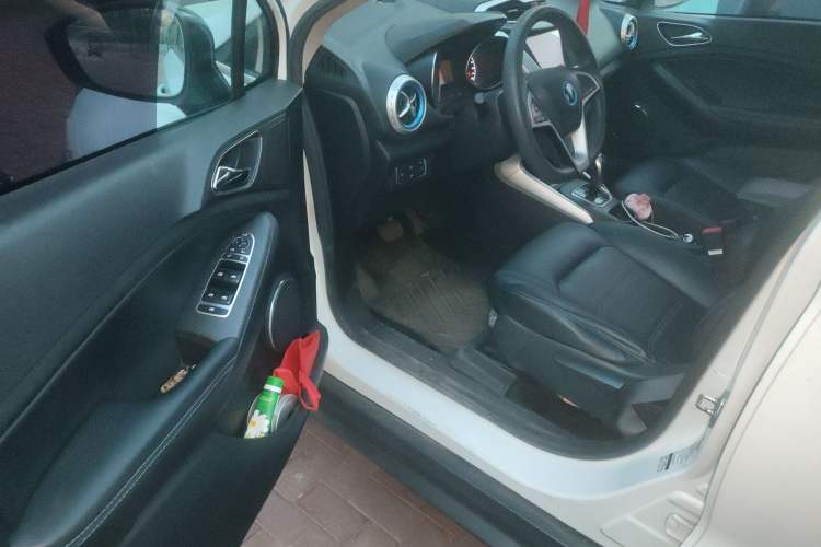 Used BYD Yuan New Energy 2018 EV360 Smart Connect Cool Edition