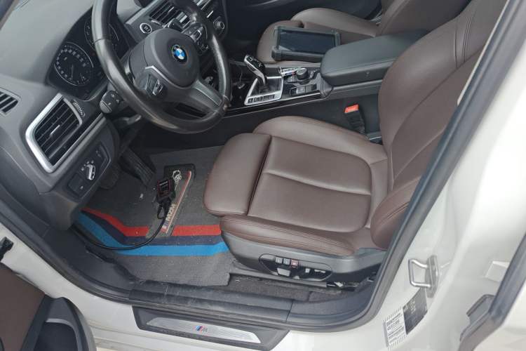 Used BMW 1 Series 2020 125i Leading Model M Sport Package Left Front Seat