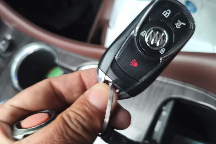 Used Buick Envision 2016 28T Four-Wheel Drive Luxury Model
