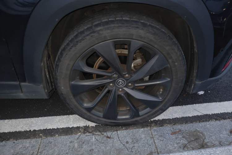Used CHANGAN UNI-T 2020 1.5T Flagship Version Right Front Wheel Hub