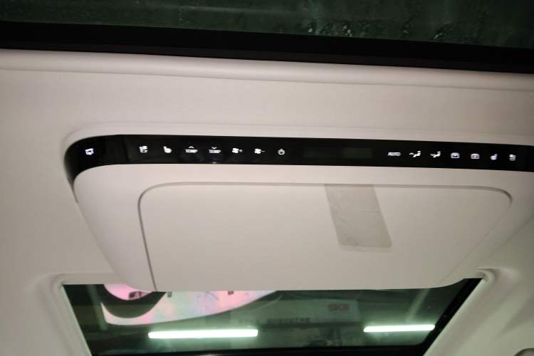 Used Buick GL8 New Energy 2024 Lu Zun Deluxe Edition 7-Seater