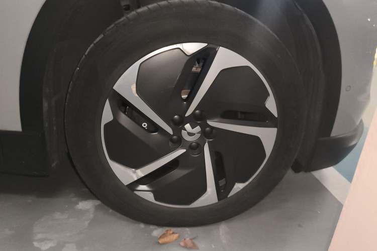 Used Nio ES6 2024 75 kWh
