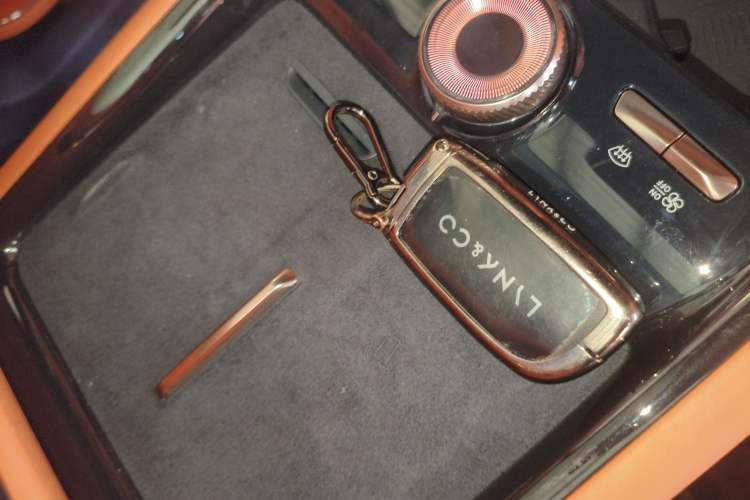 Used Lynk & Co 900 2025 2.0T Ultra