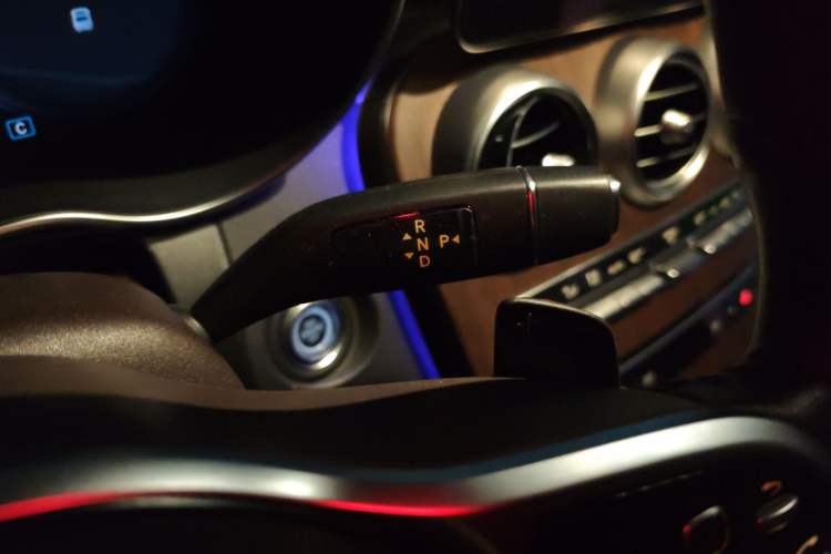 Used Mercedes-Benz GLC 2021 GLC 300 L 4MATIC Dynamic Model Gear Lever