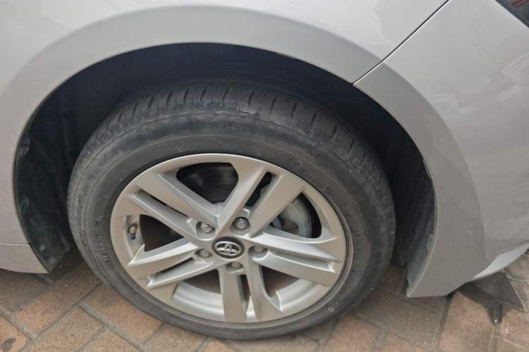 Used Toyota Levin 2022 Dual-Motor 1.8H E-CVT Progressive Edition Right Front Wheel Hub