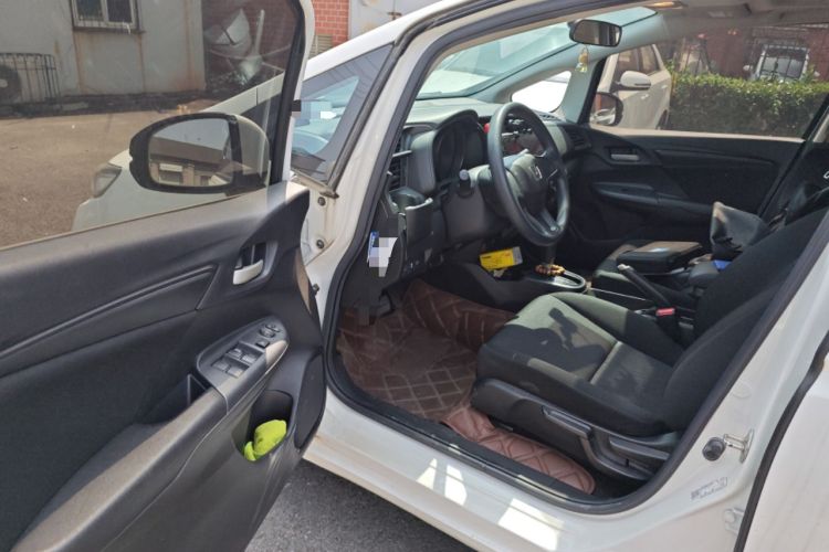 Used Honda Fit 2020 1.5L CVT Comfort Sunroof Version Driver Seat