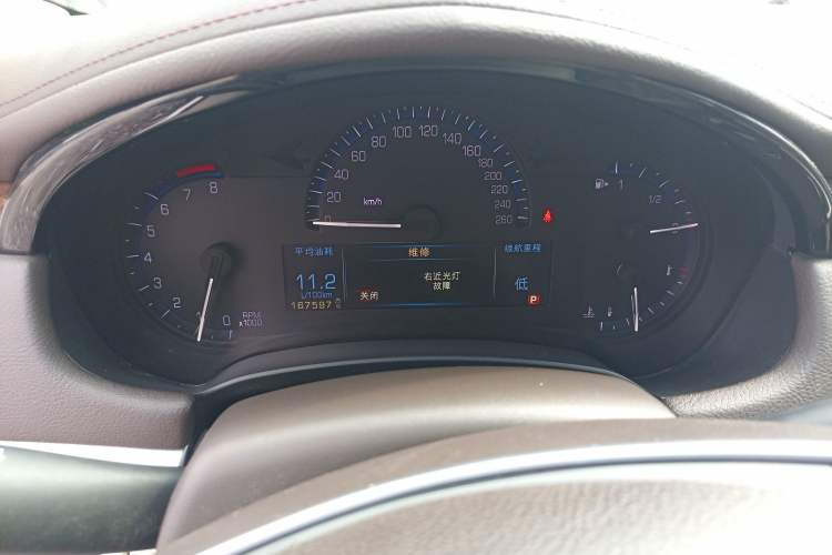 Used Cadillac XTS 2013 28T Luxury Model Instrument Cluster