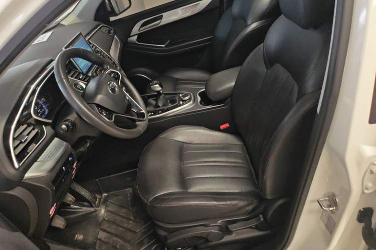 Used Soueast DX7 2018 Prime 1.5T Manual Smart Connect Starry Edition China V Standard Left Front Seat