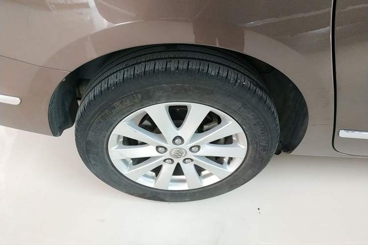 Used Buick GL8 2018 28T Luxury Model China VI Standard