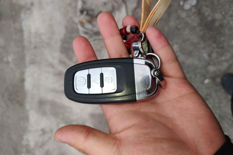 Used Citroen C5 2010 2.3L Automatic Luxury Edition Vehicle Key