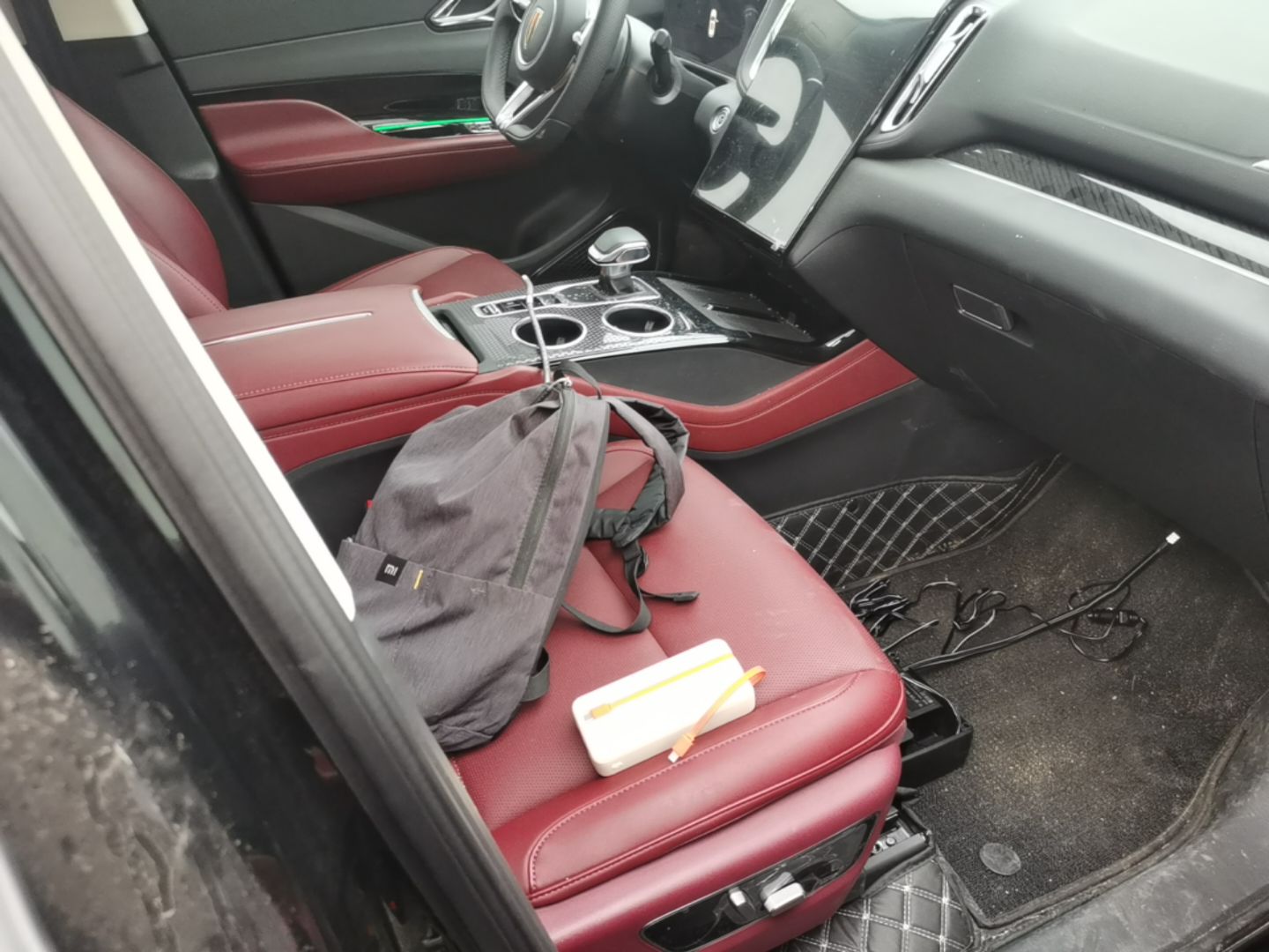 Hongqi HS3 PHEV 2025 Model 117km Jingwei Edition — снимка 19