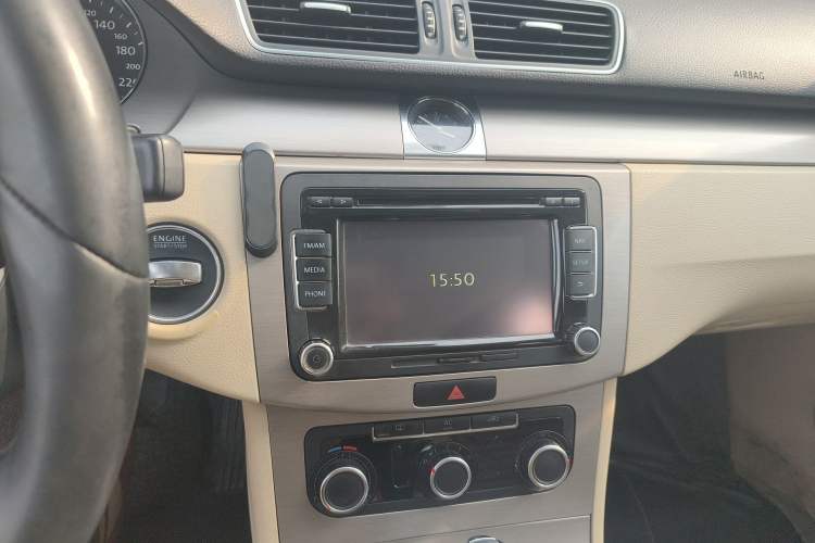 Used Volkswagen Magotan 2012 Revised Version 1.8TSI Leading Edition