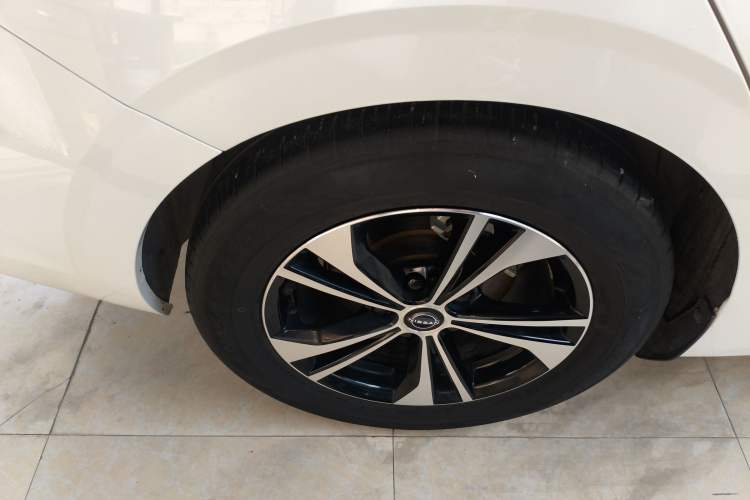 Used Nissan Sylphy 2023 1.6L CVT Enjoyment Edition Exterior 5