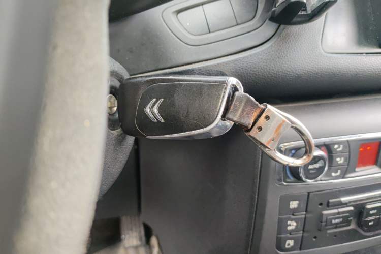 Used Citroen C5 2013 2.0L Automatic Luxury Model Vehicle Key