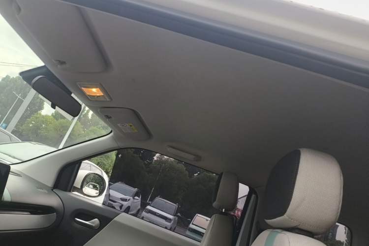 Used CHANGAN NEVO Lumin 2022 155 km – Refreshingly Sweet Edition