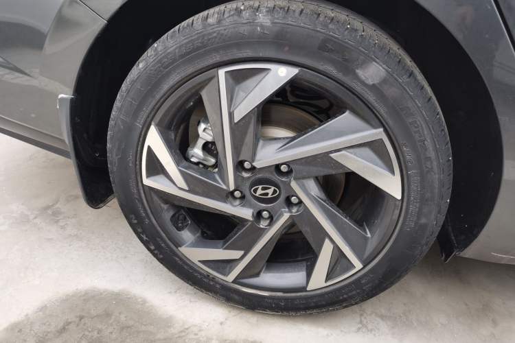 Used Hyundai Elantra 2023 1.5L CVT GLX Elite Edition
