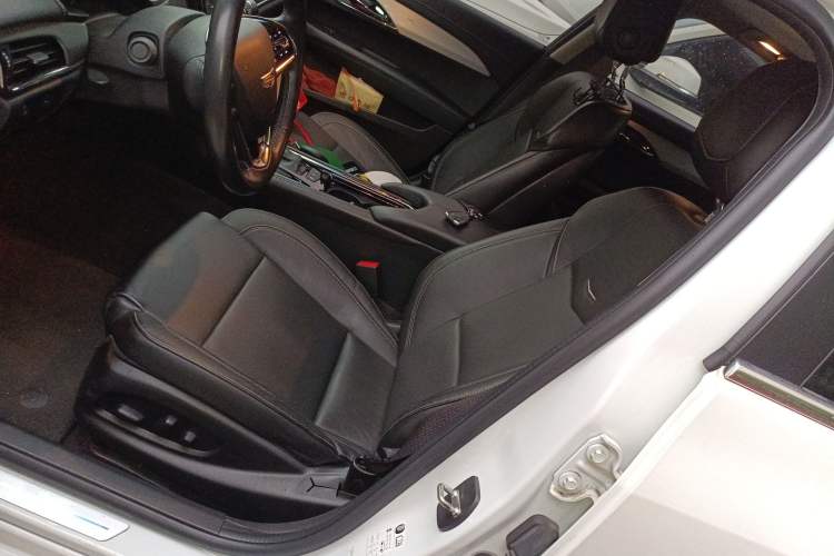 Used Cadillac ATS-L 2017 28T Fashion Edition Left Front Seat