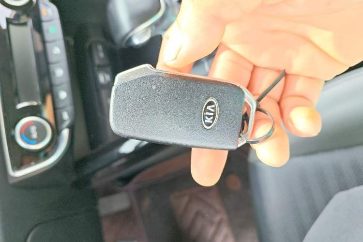 Used Kia Sportage R 2018 2.0L Automatic Smart Luxury Version China V Standard Vehicle Key