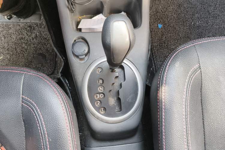 Used Suzuki Swift 2015 1.5L Automatic Limited Edition
